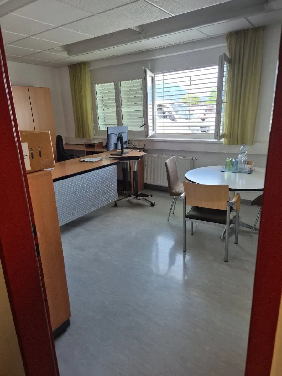 4-Zimmer-Gewerbeimmobilie mieten in Villach – 160 m², € 10 – Bild 2 von 5