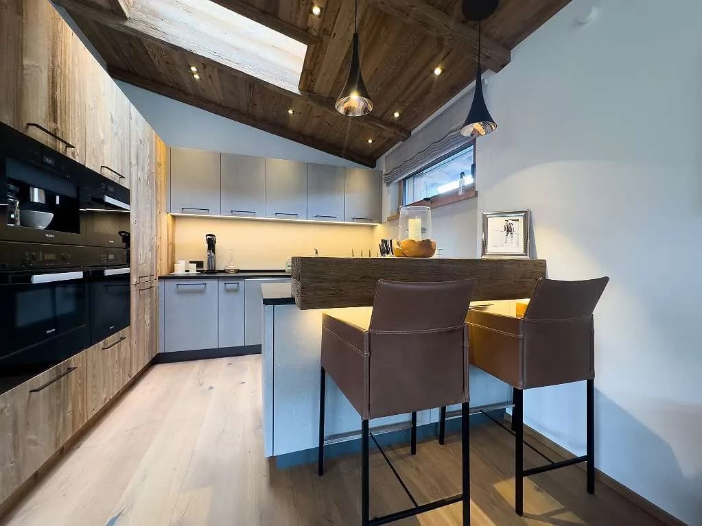 6-Zimmer-Haus kaufen in Kitzbühel – 250 m², € 3.990.000 – Bild 4 von 10