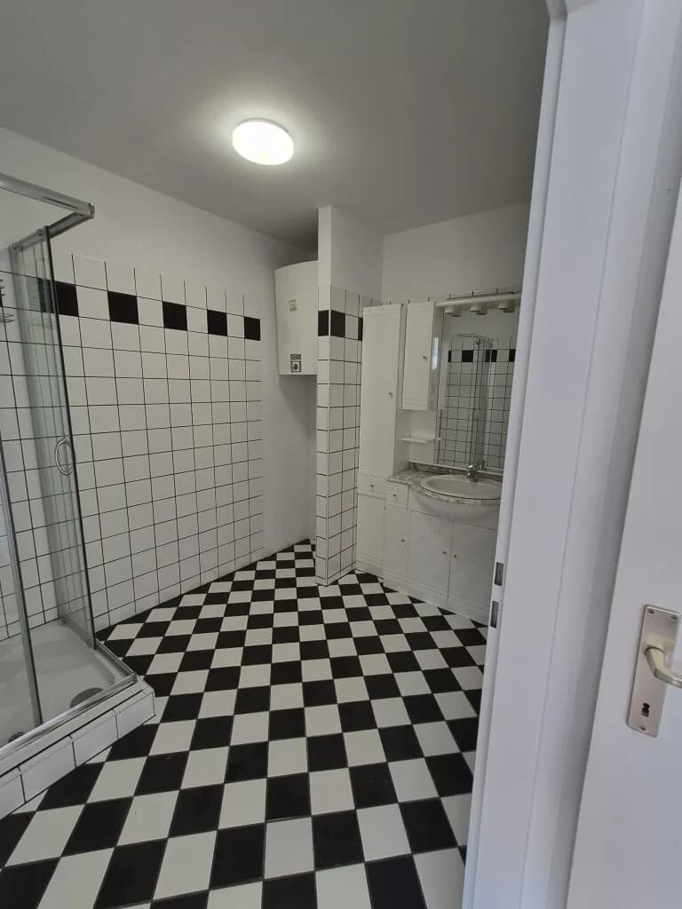 2-Zimmer-Wohnung kaufen in Eisenstadt – 68,4 m², € 215.000 – Bild 8 von 17