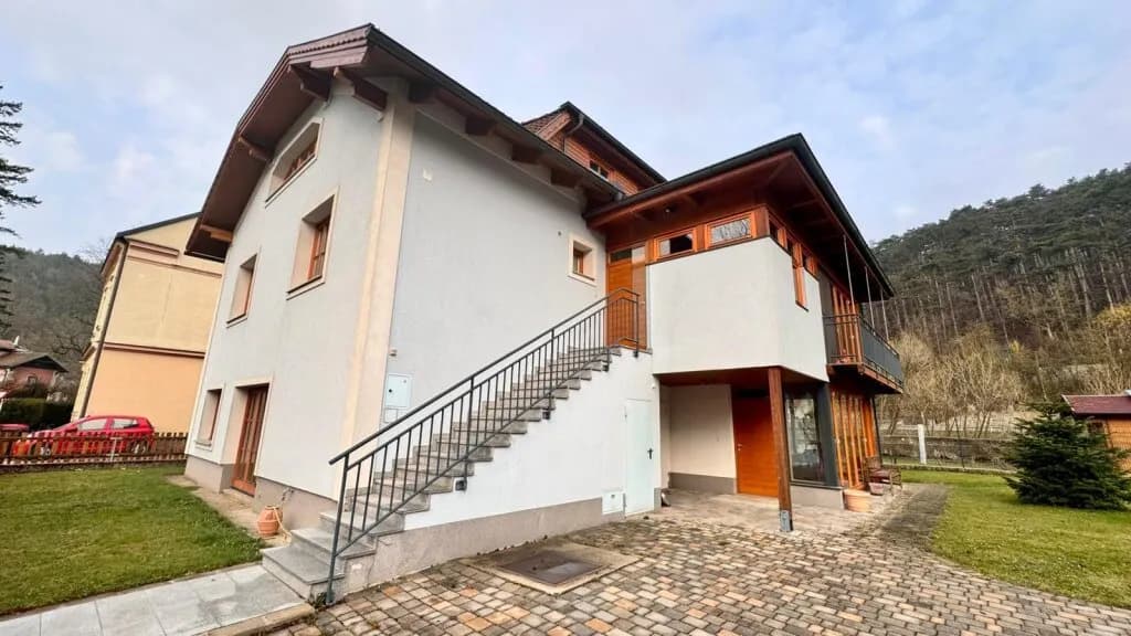8-Zimmer-Haus kaufen in Baden – 249 m², € 680.000 – Bild 3 von 85