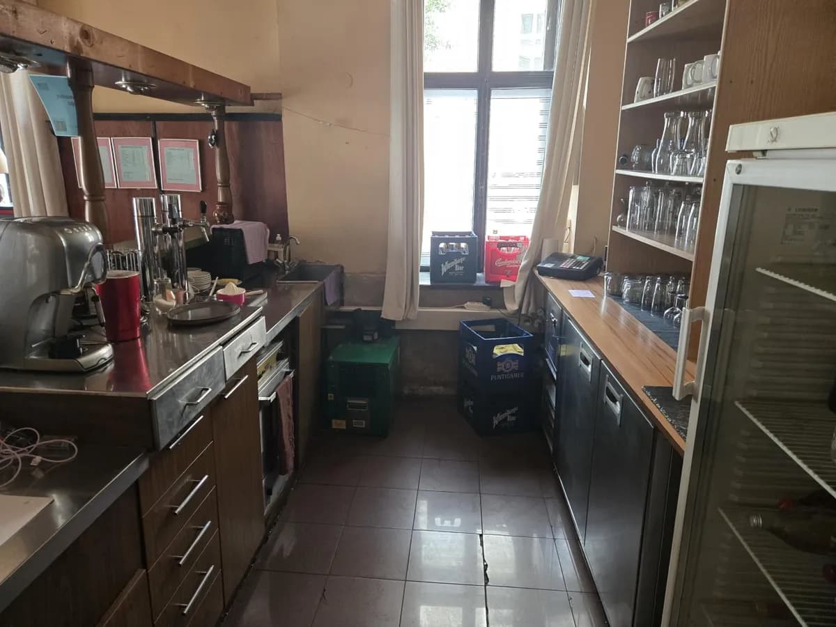 Gewerbeimmobilie mieten in Wien – 120 m², € 1.799 – Bild 6 von 12