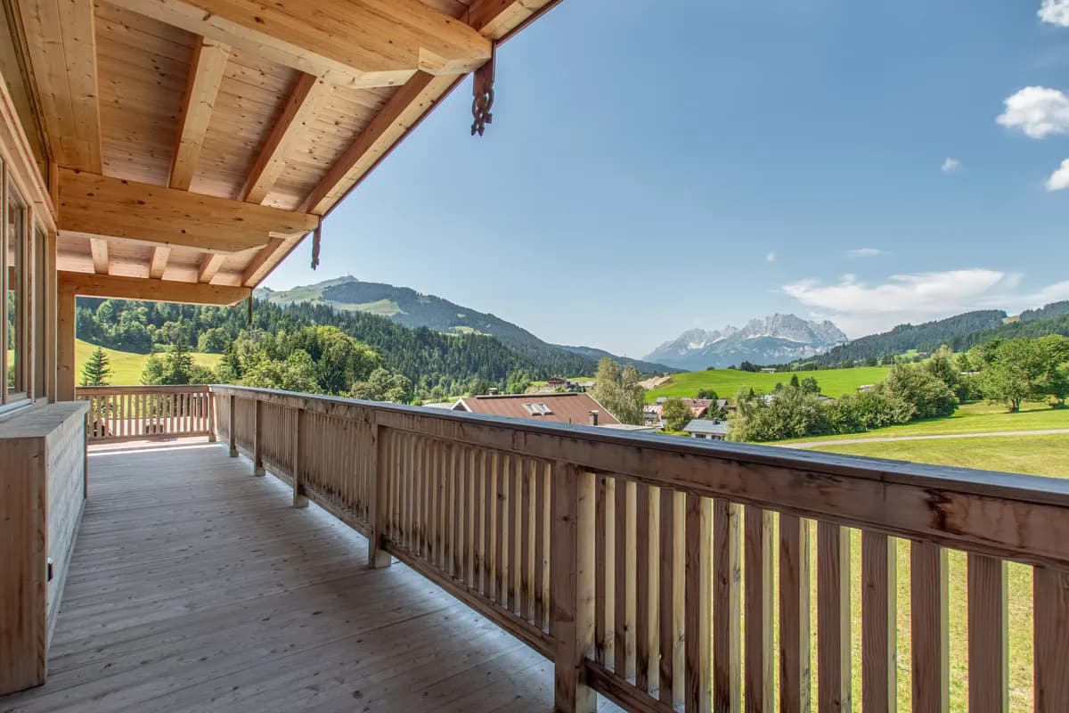 8-Zimmer-Haus kaufen in Kitzbühel – 351 m², € 3.580.000 – Bild 2 von 11