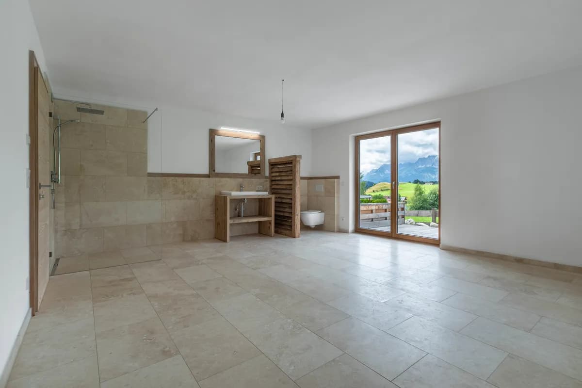 8-Zimmer-Haus kaufen in Kitzbühel – 351 m², € 3.580.000 – Bild 10 von 11