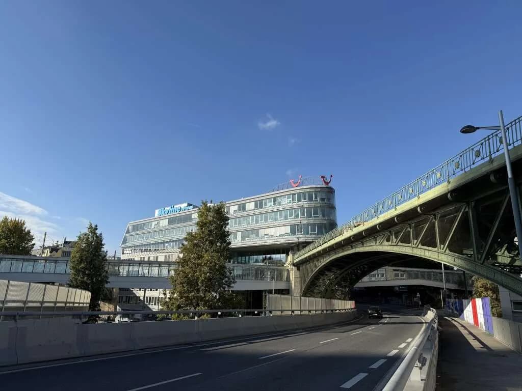 Gewerbeimmobilie mieten in Wien – 1 565 m², € 32.865 – Bild 27 von 30