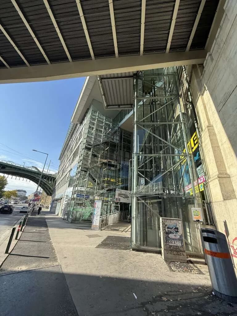 Gewerbeimmobilie mieten in Wien – 1 565 m², € 32.865 – Bild 29 von 30