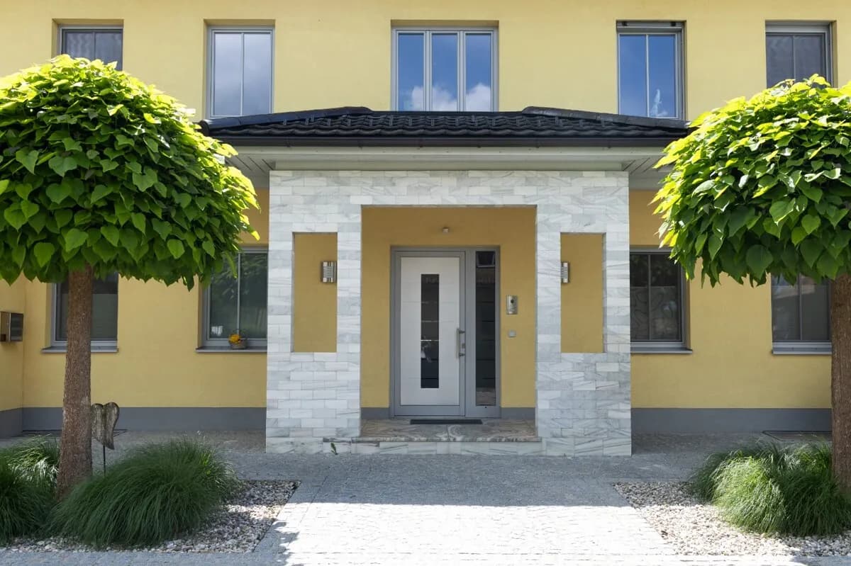 8-Zimmer-Immobilie kaufen in Braunau am Inn – 295,88 m², € 1.150.000 – Bild 2 von 13