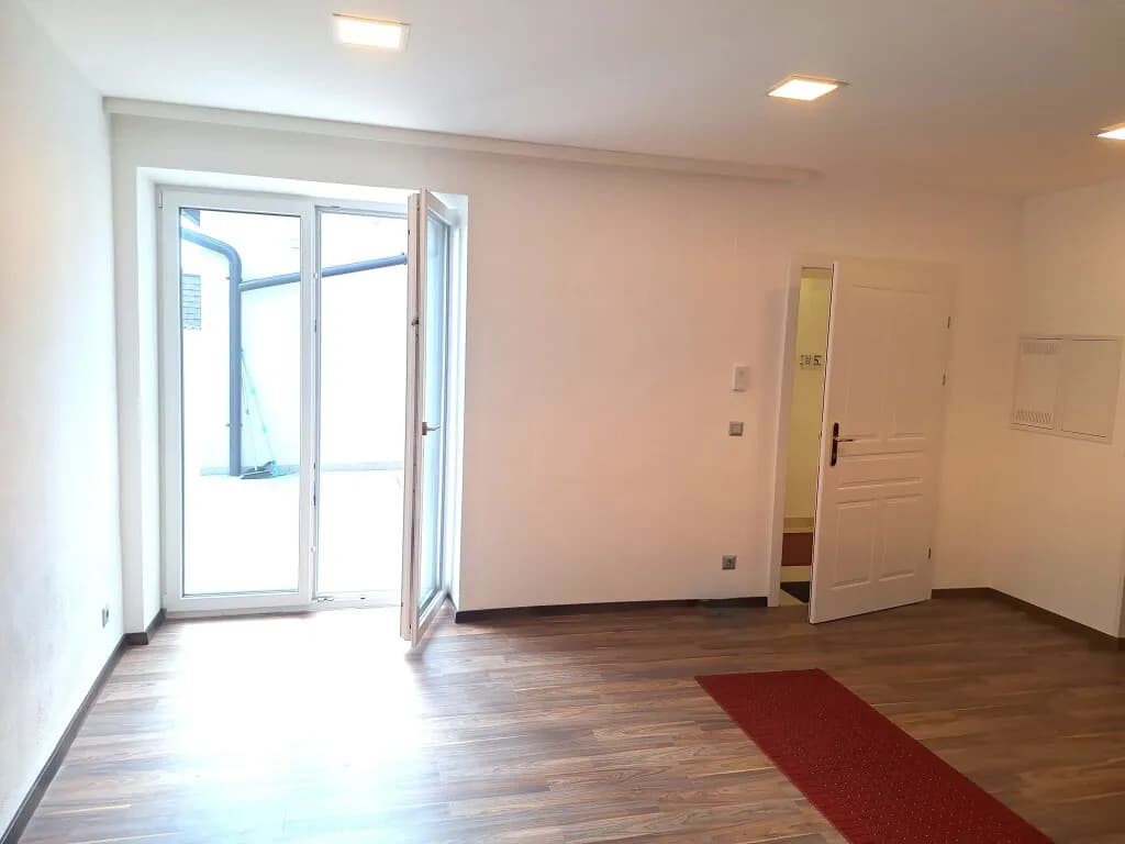 2-Zimmer-Wohnung mieten in Hollabrunn – 73 m², € 738 – Bild 2 von 16