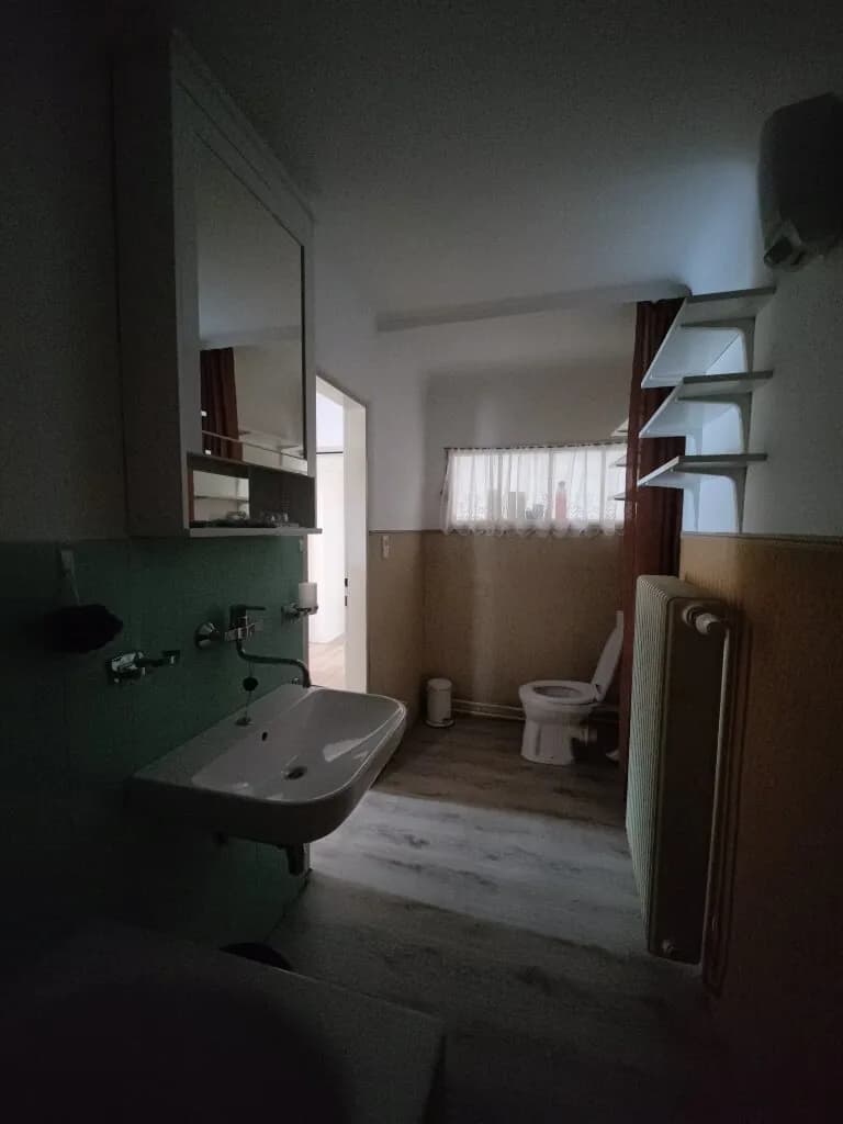 8-Zimmer-Gewerbeimmobilie kaufen in Korneuburg – 200 m², € 390.000 – Bild 16 von 42