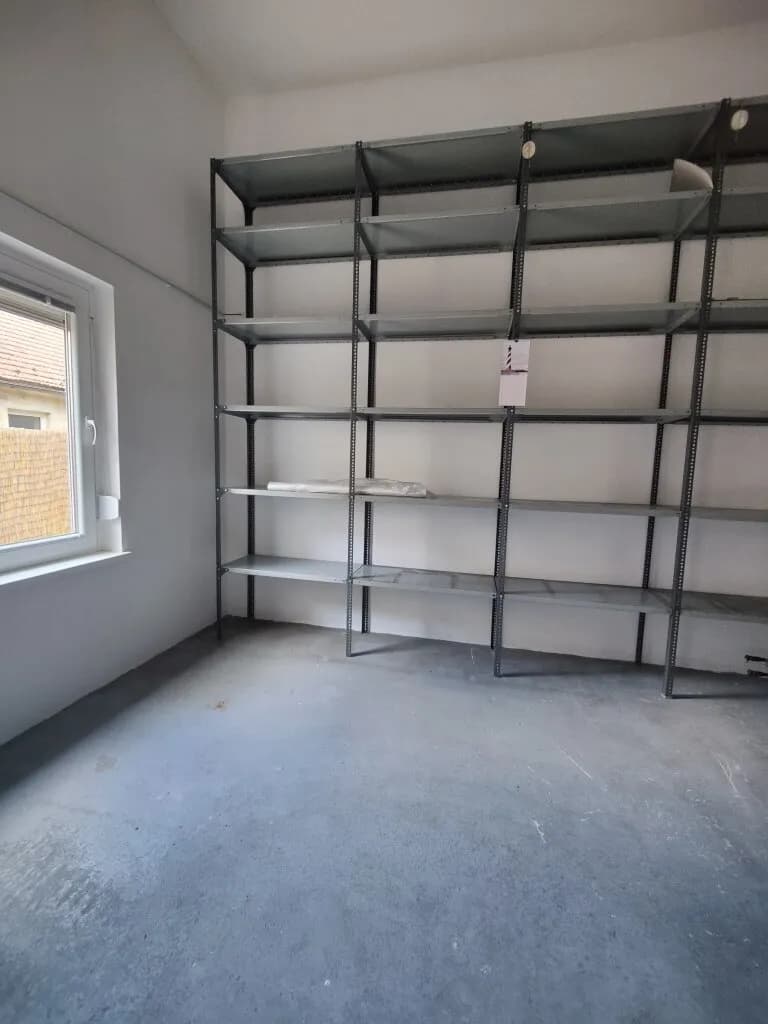 8-Zimmer-Gewerbeimmobilie kaufen in Korneuburg – 200 m², € 390.000 – Bild 31 von 42