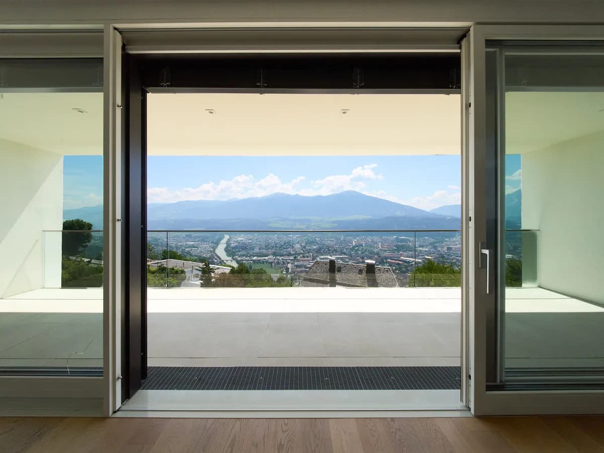 3-Zimmer-Wohnung mieten in Innsbruck – 93 m², € 3.232 – Bild 3 von 7