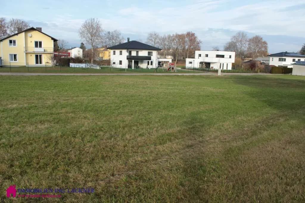 Grundstück kaufen in Ried im Innkreis – 718 m², € 190.000 – Bild 4 von 7