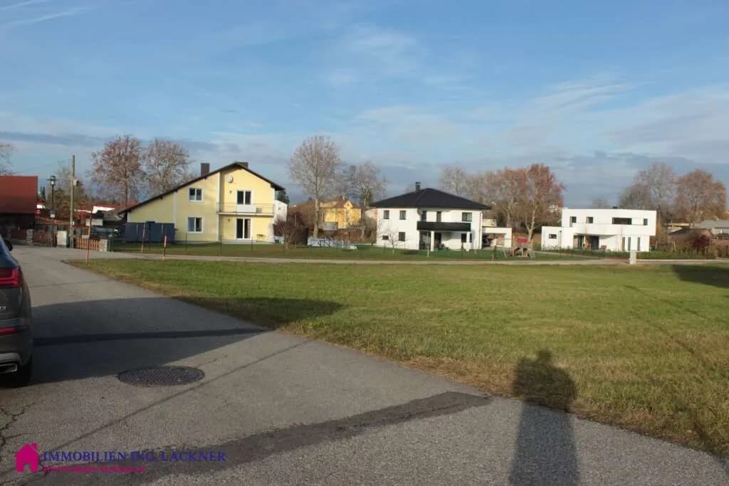 Grundstück kaufen in Ried im Innkreis – 718 m², € 190.000 – Bild 6 von 7