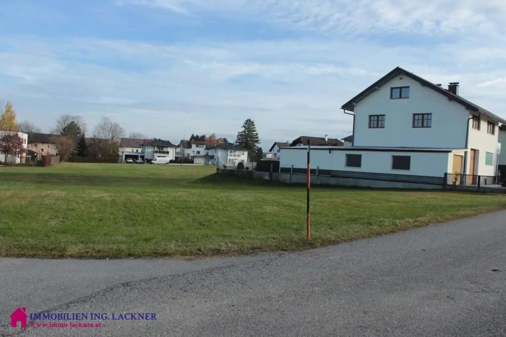 Grundstück kaufen in Ried im Innkreis – 718 m², € 190.000 – Bild 7 von 7
