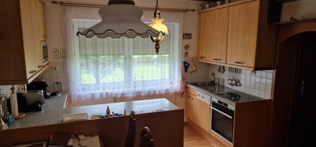 8-Zimmer-Haus kaufen in Deutschlandsberg – 237 m², € 375.000 – Bild 10 von 32