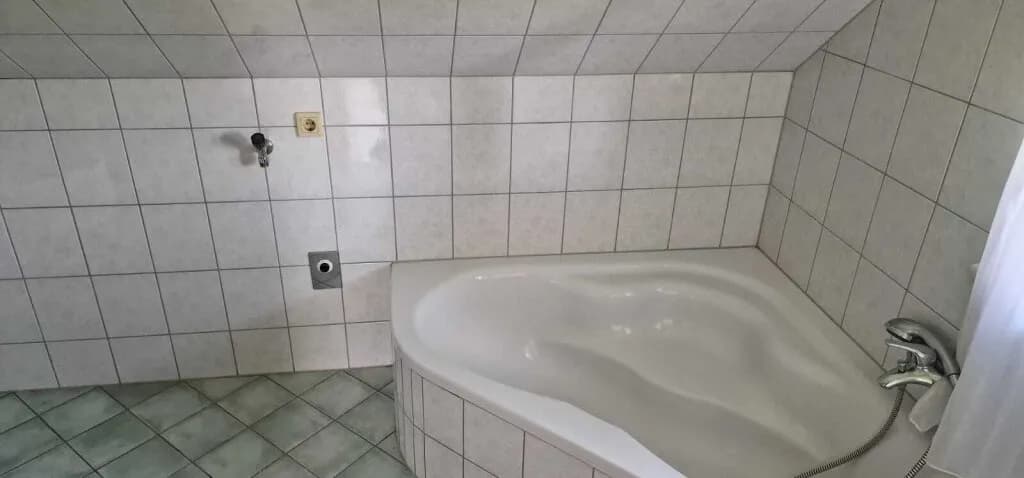 8-Zimmer-Haus kaufen in Deutschlandsberg – 237 m², € 375.000 – Bild 17 von 32