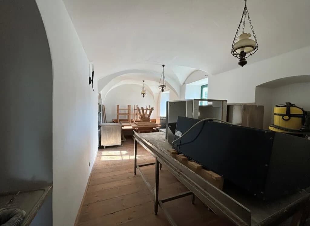 Gewerbeimmobilie mieten in Weiz – 166 m², € 1.443 – Bild 7 von 8
