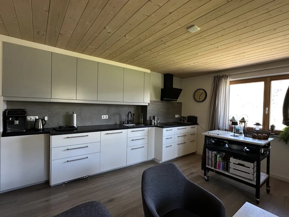 11-Zimmer-Gewerbeimmobilie kaufen in Schwaz – 229 m² – Bild 2 von 29