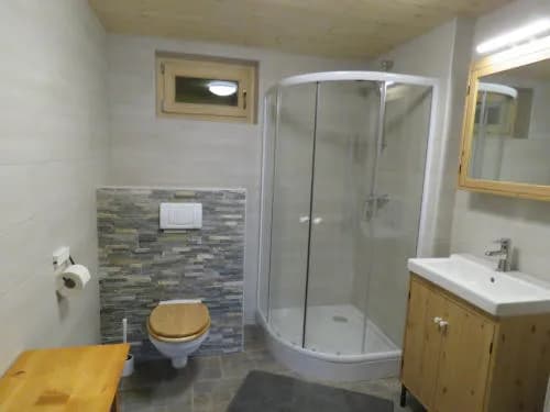 11-Zimmer-Gewerbeimmobilie kaufen in Schwaz – 229 m² – Bild 18 von 29