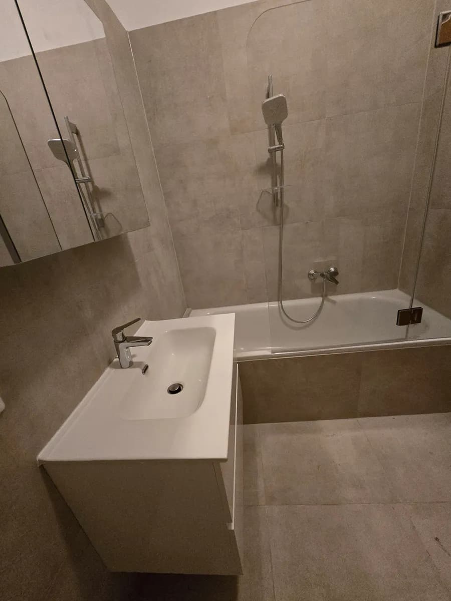 1-Zimmer-Wohnung mieten in Linz – 40 m², € 576 – Bild 4 von 5