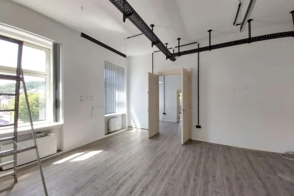 5-Zimmer-Gewerbeimmobilie mieten in Gmunden – 107 m², € 1.352 – Bild 4 von 10