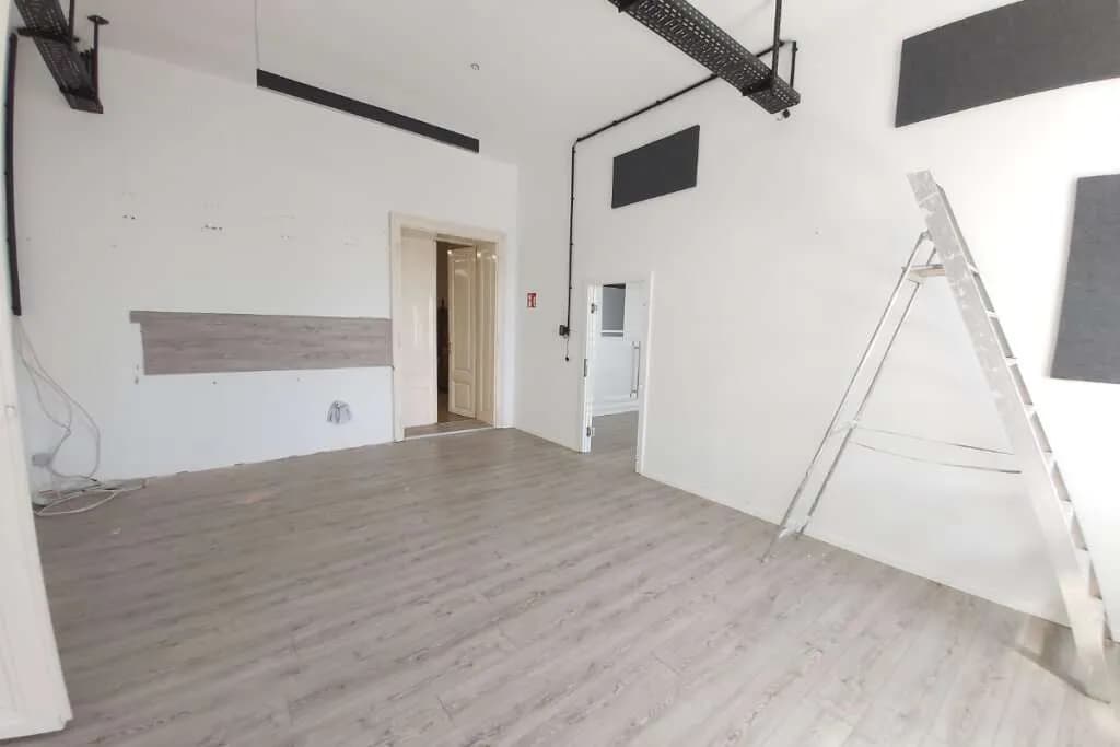 5-Zimmer-Gewerbeimmobilie mieten in Gmunden – 107 m², € 1.352 – Bild 5 von 10