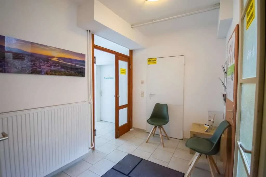 6-Zimmer-Haus kaufen in Melk – 243 m², € 197.000 – Bild 2 von 12