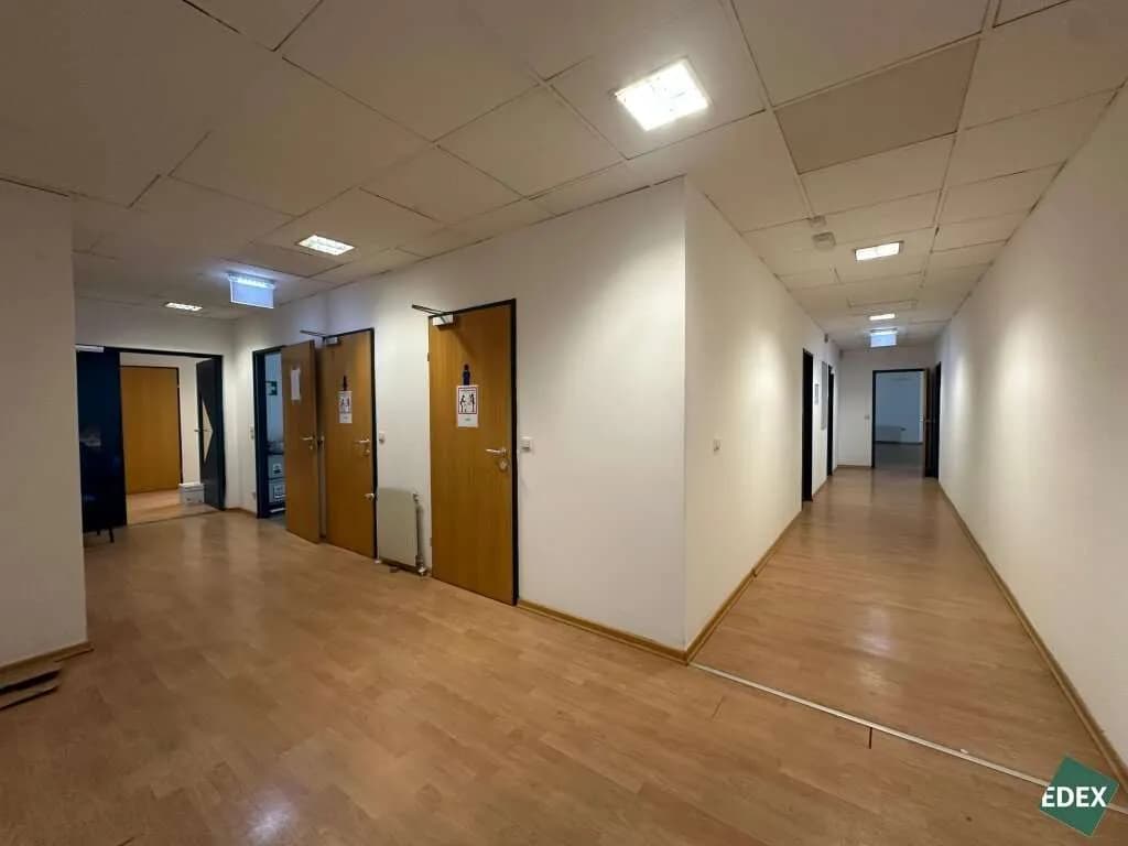 Gewerbeimmobilie mieten in Wien – 926 m², € 12 – Bild 4 von 6