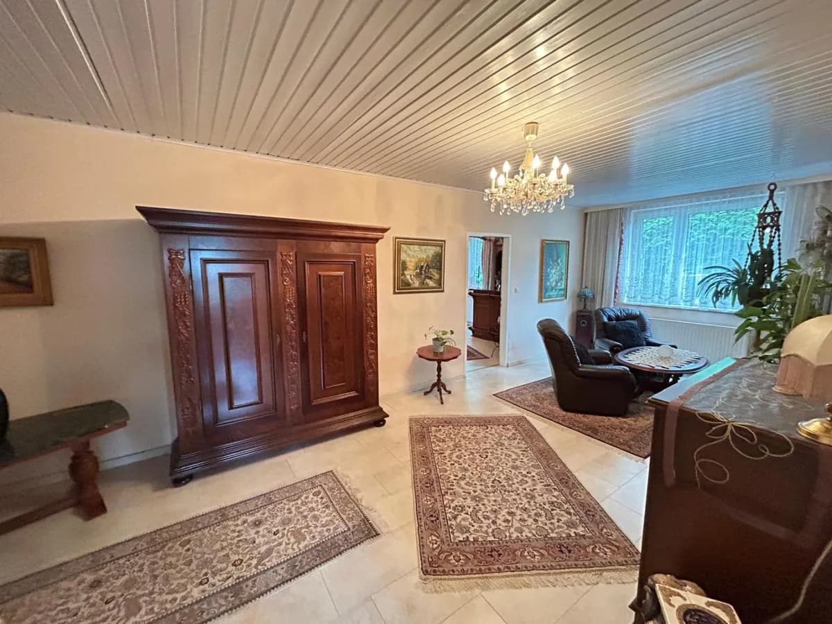 Haus kaufen in Steyr – 285 m², € 390.000 – Bild 11 von 18