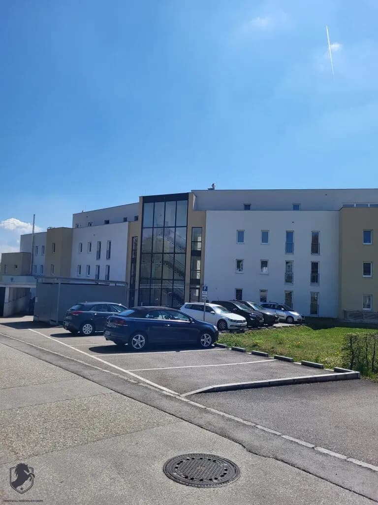 3-Zimmer-Wohnung mieten in Vöcklabruck – 99 m², € 1.894