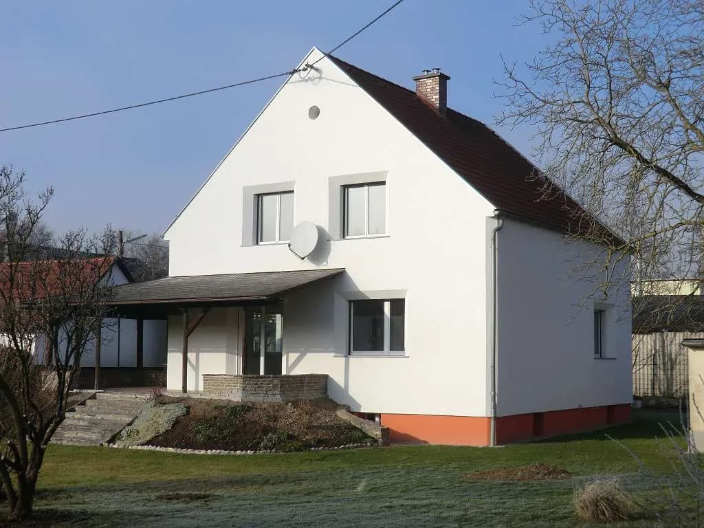 6-Zimmer-Haus mieten in Linz – 133 m², € 1.790