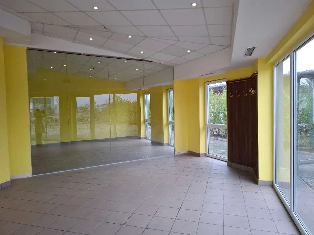 Gewerbeimmobilie mieten in Wiener Neustadt – 409 m², € 3.790 – Bild 12 von 31