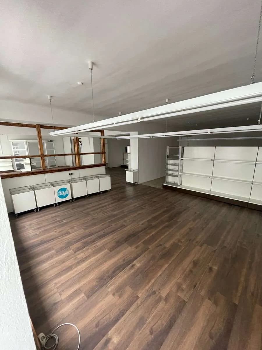 4-Zimmer-Gewerbeimmobilie mieten in Zwettl – 250 m², € 850 – Bild 3 von 8