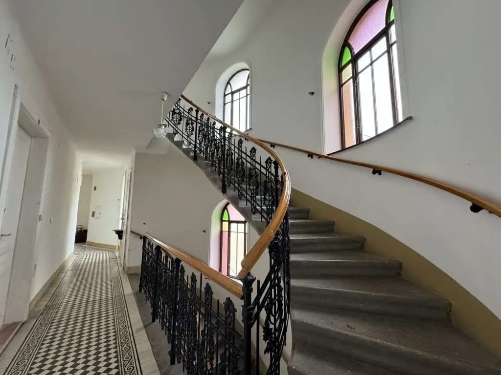 Gewerbeimmobilie kaufen in Wien – 1 294 m², € 2.750.000 – Bild 1 von 14