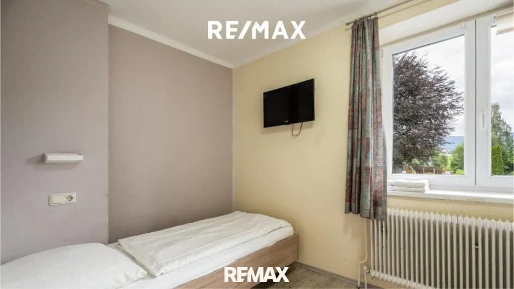 17-Zimmer-Gewerbeimmobilie kaufen in Vöcklabruck – 550 m², € 849.000 – Bild 7 von 14