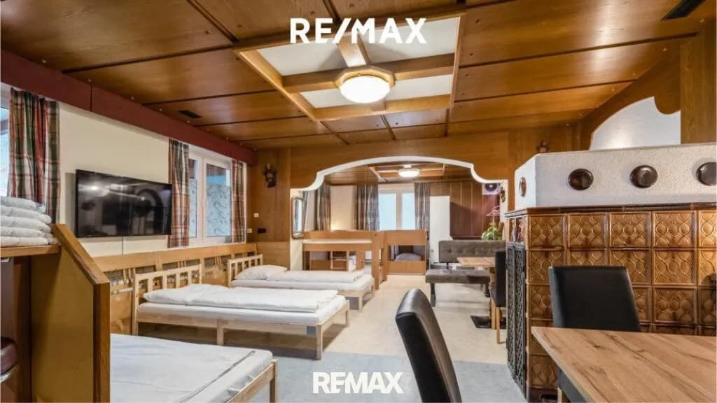 17-Zimmer-Gewerbeimmobilie kaufen in Vöcklabruck – 550 m², € 849.000 – Bild 11 von 14