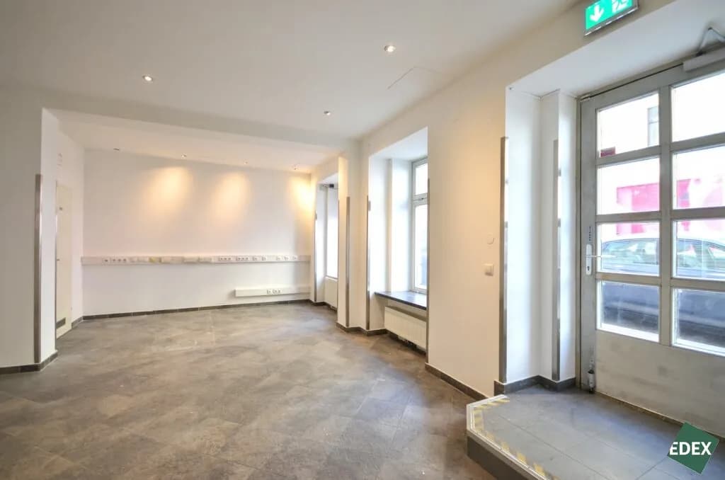 Gewerbeimmobilie mieten in Wien – 70 m², € 1.559