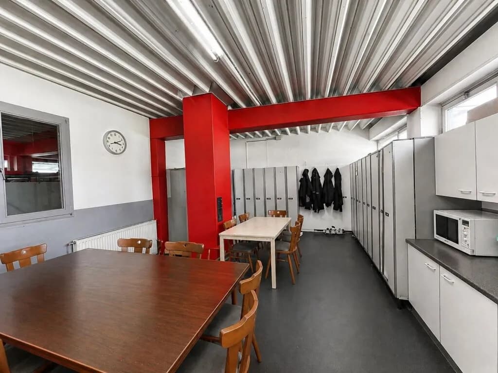 Gewerbeimmobilie mieten in Klagenfurt – 1 500 m², € 14.000 – Bild 5 von 39