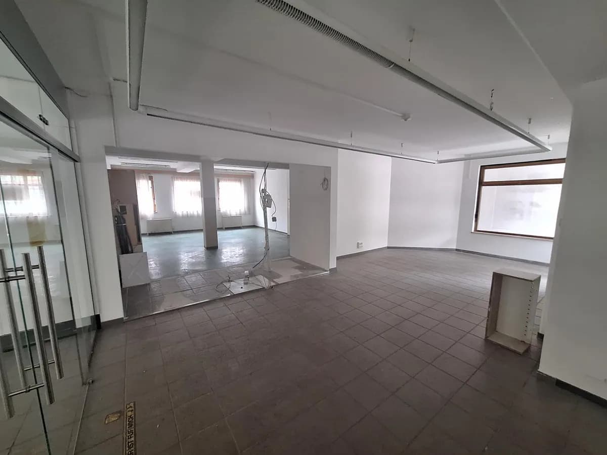 Gewerbeimmobilie kaufen in Kitzbühel – 197 m², € 500.000 – Bild 2 von 7