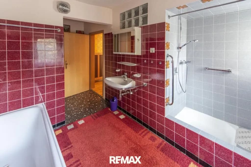 Haus kaufen in Gmunden – 270 m², € 295.000 – Bild 9 von 27