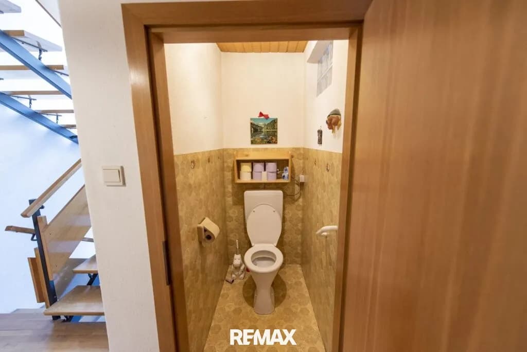 Haus kaufen in Gmunden – 270 m², € 295.000 – Bild 10 von 27