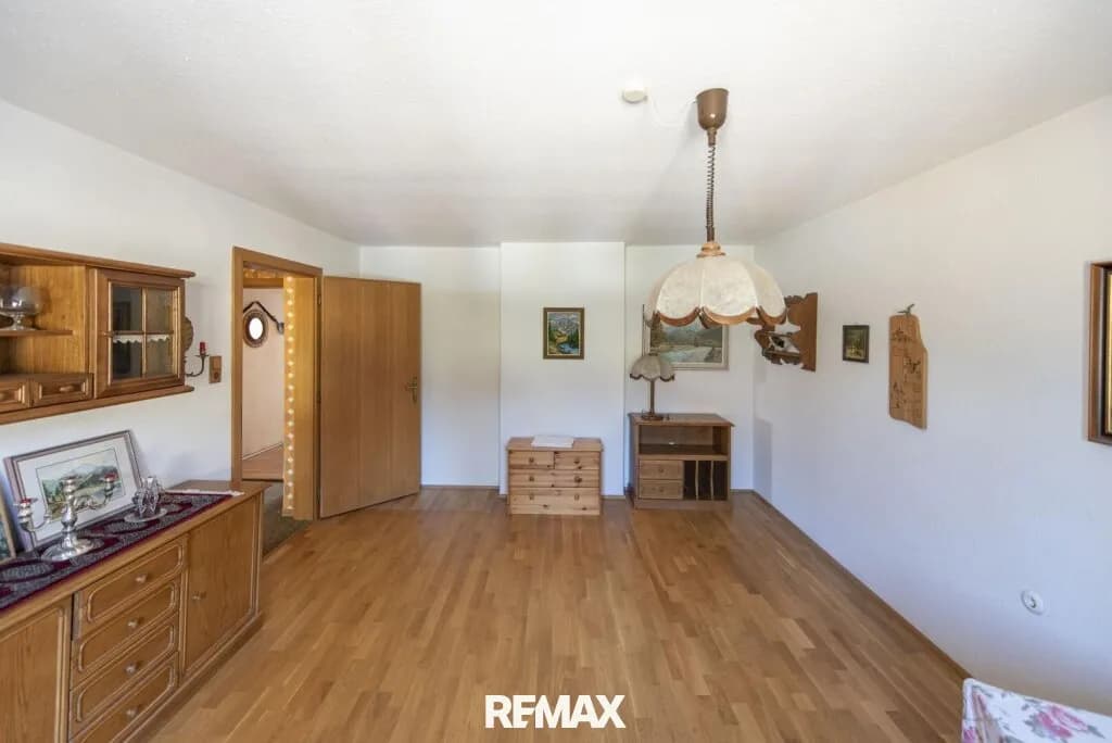 Haus kaufen in Gmunden – 270 m², € 295.000 – Bild 13 von 27