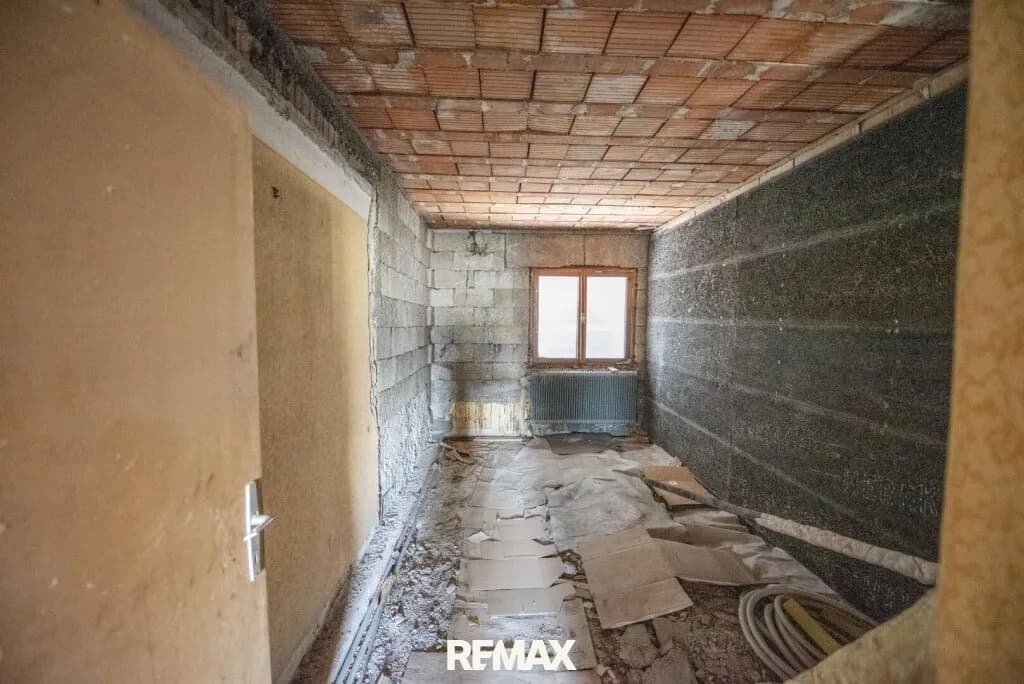 Haus kaufen in Gmunden – 270 m², € 295.000 – Bild 21 von 27