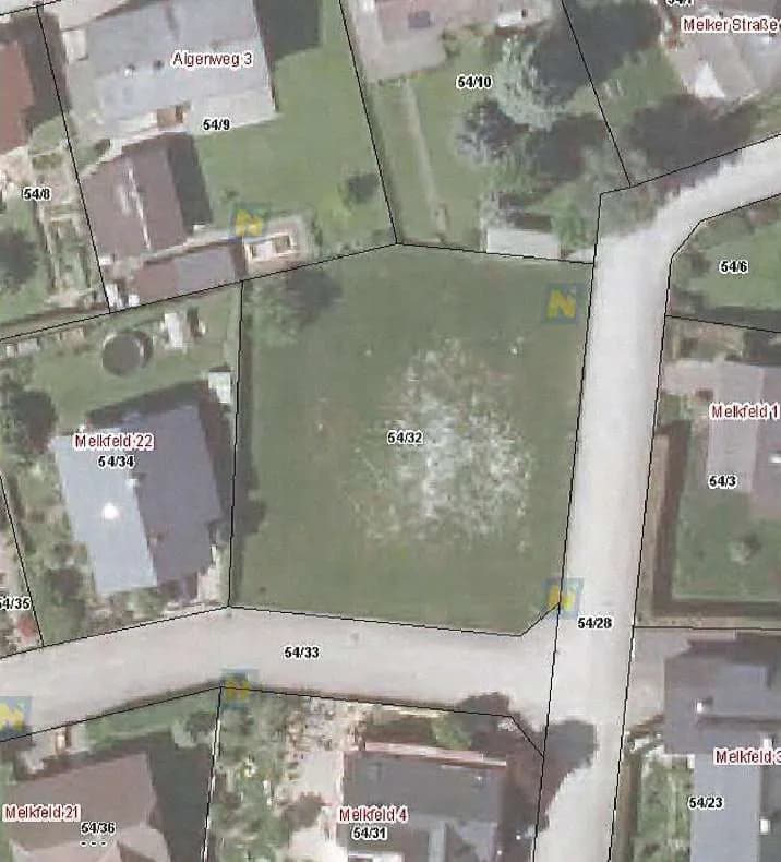 Grundstück kaufen in Melk – 1 390 m², € 132.050