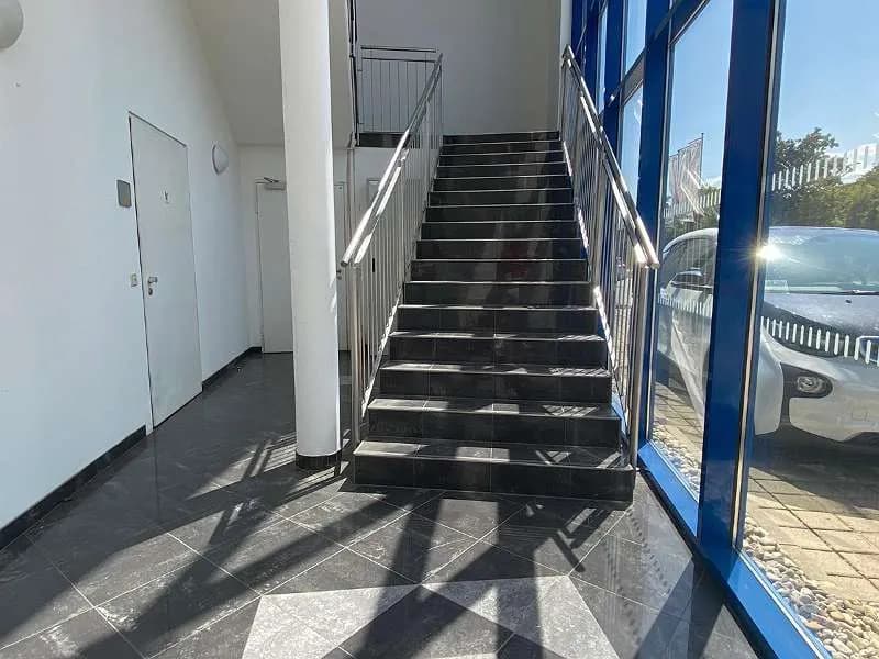 15-Zimmer-Gewerbeimmobilie mieten in Graz – 600 m², € 11 – Bild 2 von 14