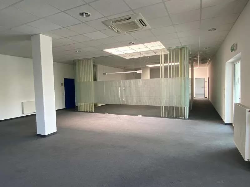 15-Zimmer-Gewerbeimmobilie mieten in Graz – 600 m², € 11 – Bild 3 von 14