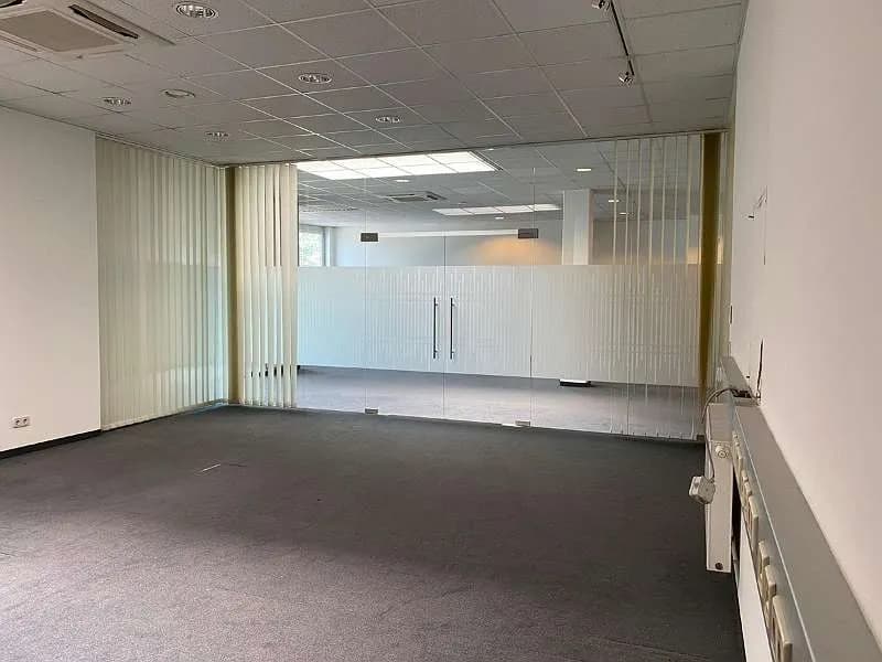 15-Zimmer-Gewerbeimmobilie mieten in Graz – 600 m², € 11 – Bild 4 von 14