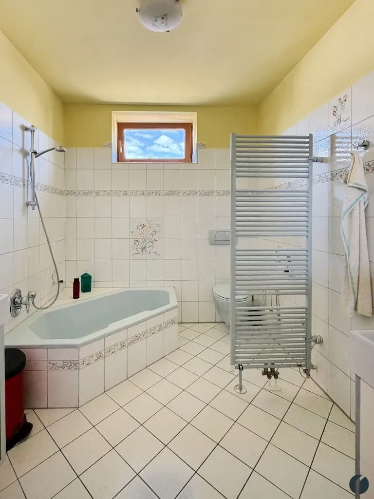 6-Zimmer-Haus kaufen in Tulln – 220,7 m², € 1.100.000 – Bild 8 von 14