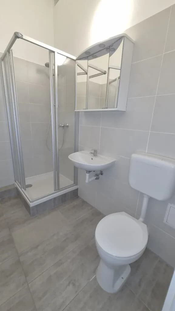 2-Zimmer-Wohnung mieten in Baden – 58,22 m², € 870 – Bild 8 von 10
