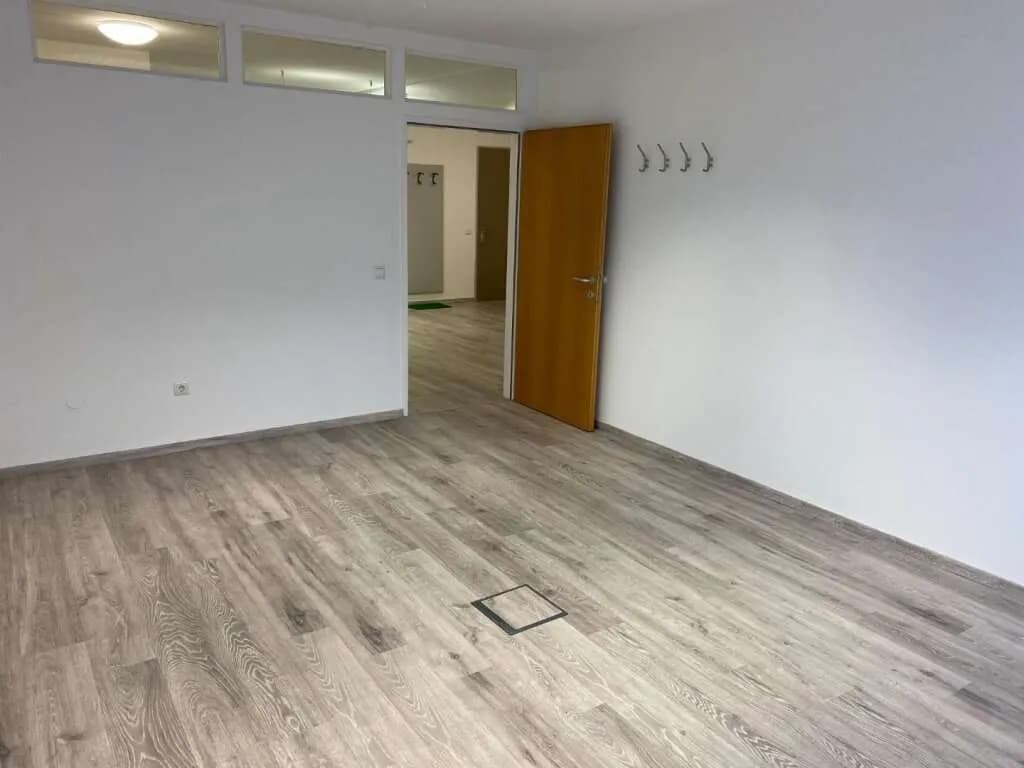 Gewerbeimmobilie mieten in Linz – 78 m², € 1.246 – Bild 13 von 15
