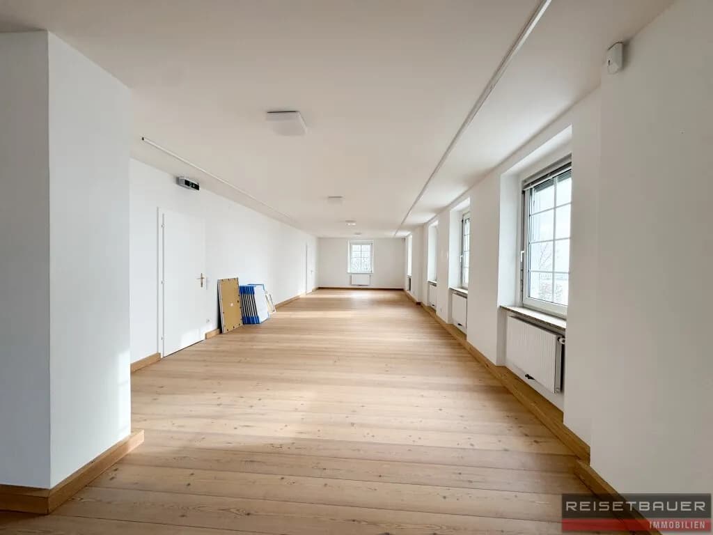 2-Zimmer-Gewerbeimmobilie mieten in Linz Land – 145 m², € 1.610 – Bild 2 von 11